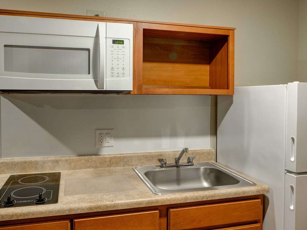 Woodspring Suites Savannah Garden City Camera foto